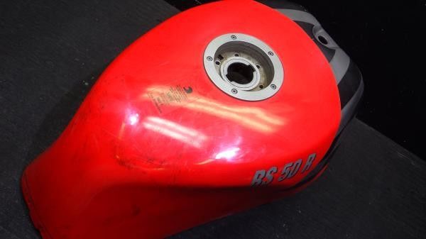 ウェビックガレージセール | アプリリア RS50 タンクカバー 割れなし