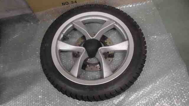 ウェビックガレージセール | トリシティ125 SE82J の フロントホイール