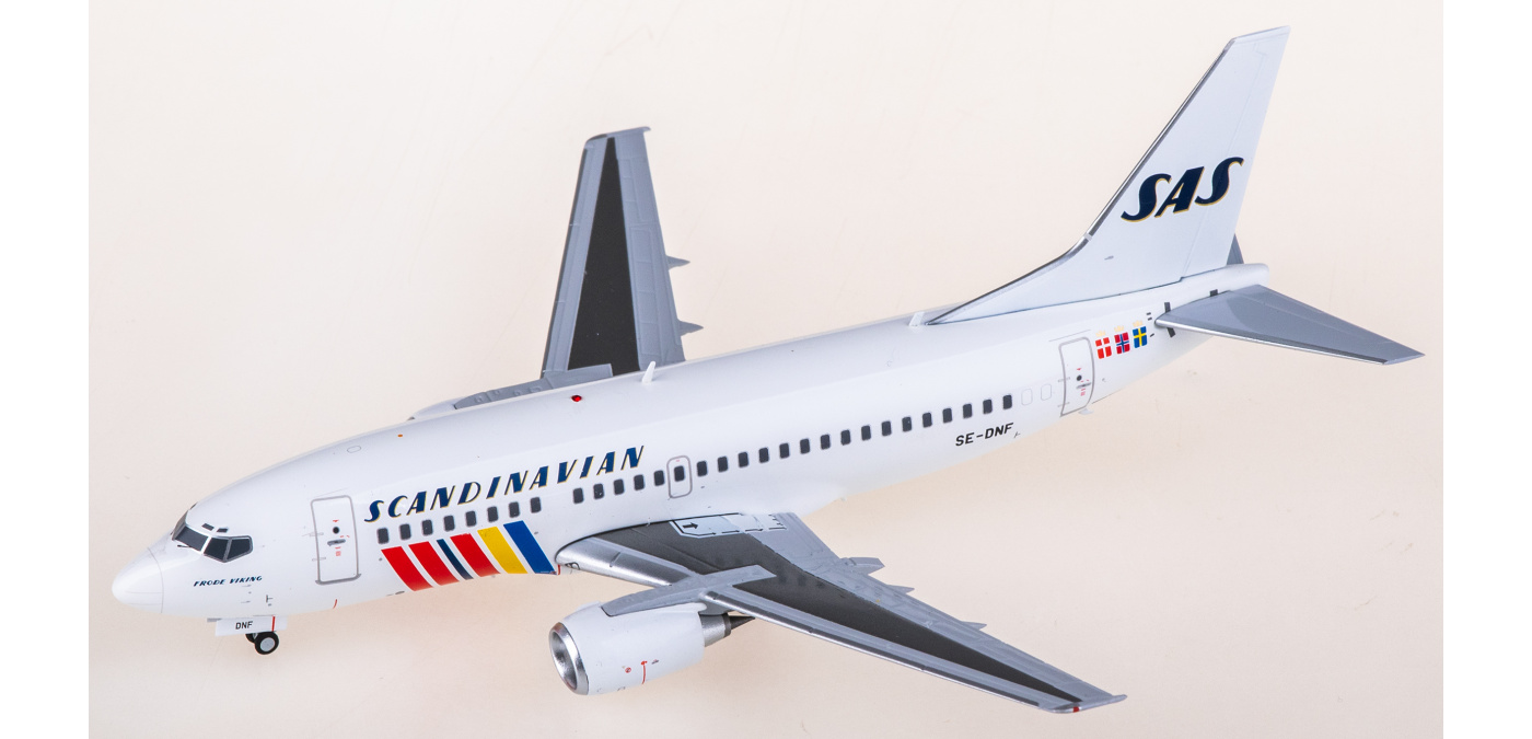 XX20498 SAS Boeing 737-500 SE-DNF JC Wings 1:200 -飞机模型世界