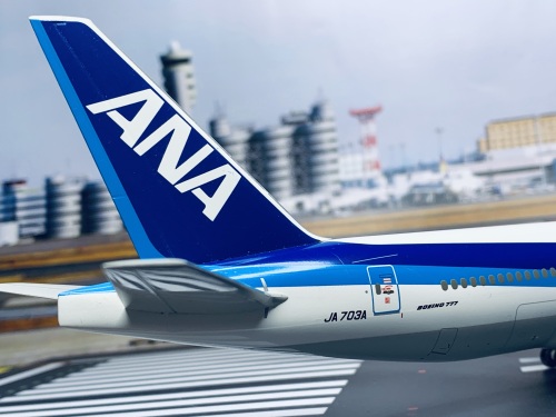 Hogan 1:200 Boeing 777-200 ANA 全日空NH20023 JA703A 汉字LOGO的相册