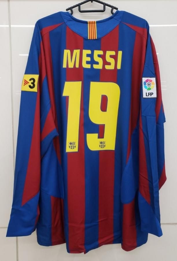 FCバルセロナ（H）05/06 長袖 メッシ＃19 + TV3パッチ付き！