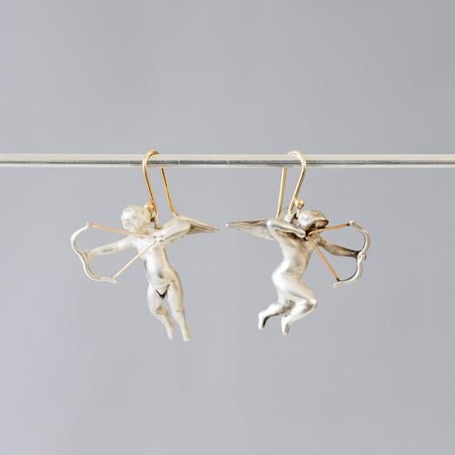Cupid Earrings Silver (Gabriella Kiss) - SOURCE objects（ソウス