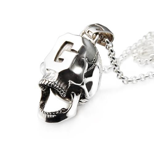 極悪フェイスの「G」スカルペンダントトップ- G-IRON SILVERWORKS