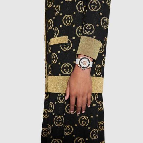 グッチ 時計 メンズ ダイブ YA136322 ホワイト×ホワイトラバーベルト