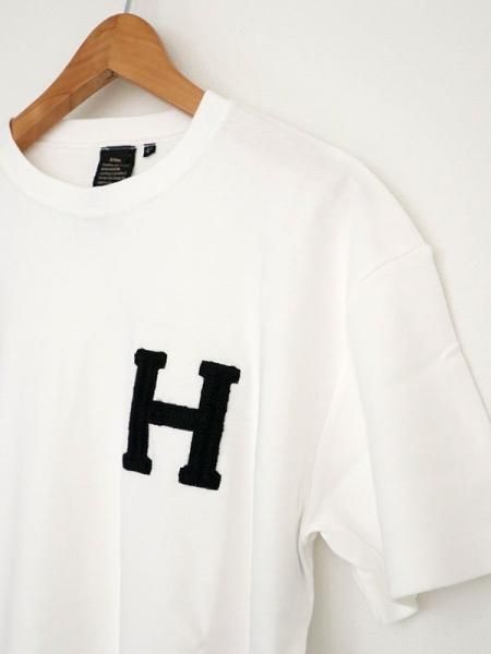 DOUBLE STANDARD CLOTHING/him】H刺繍フライスTシャツ - Carry On