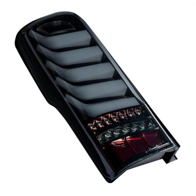 キャラバン LEDテールランプ ウルトラ ヴァレンティ - 350 MOTORING