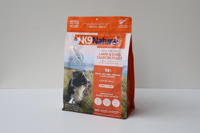 K9 ラム＆キングサーモン・フィースト - ドッグデコ | 犬と人の健やか