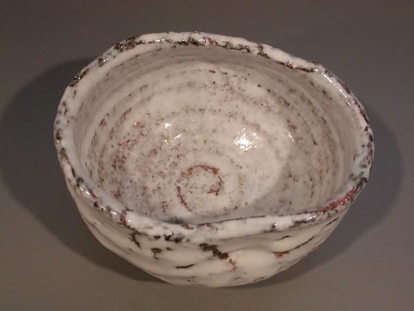 茶道具 抹茶茶碗☆茶盌 萩焼 白釉 沓形 鬼萩割高台☆渋谷泥詩 作☆木箱