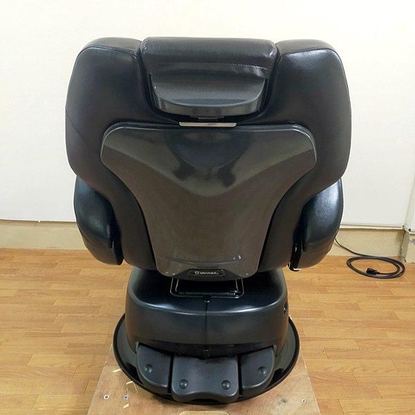 中古/A】タカラベルモント『理容椅子 REGALOⅡ（レガロⅡ）ブラック