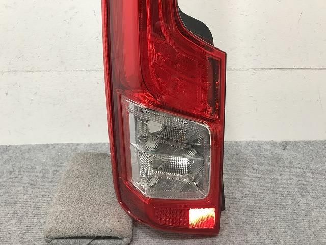 ムーヴ LA150S/LA160S 純正 左 テールランプ/ライト/レンズ LED
