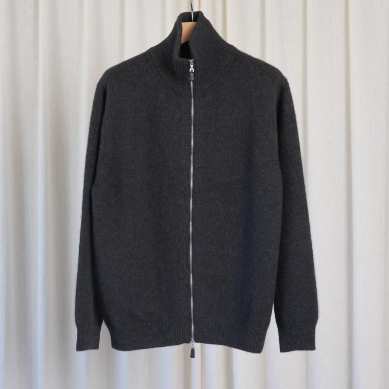 BATONER - MEN - - AVELIA ONLINE STORE