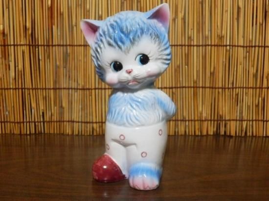 陶器製 レトロ 猫置物 15cm - 「宝の森」昭和レトロ雑貨