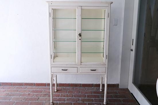 昭和レトロ/ケビント医療棚/白/3面ガラス/店舗什器【配送不可