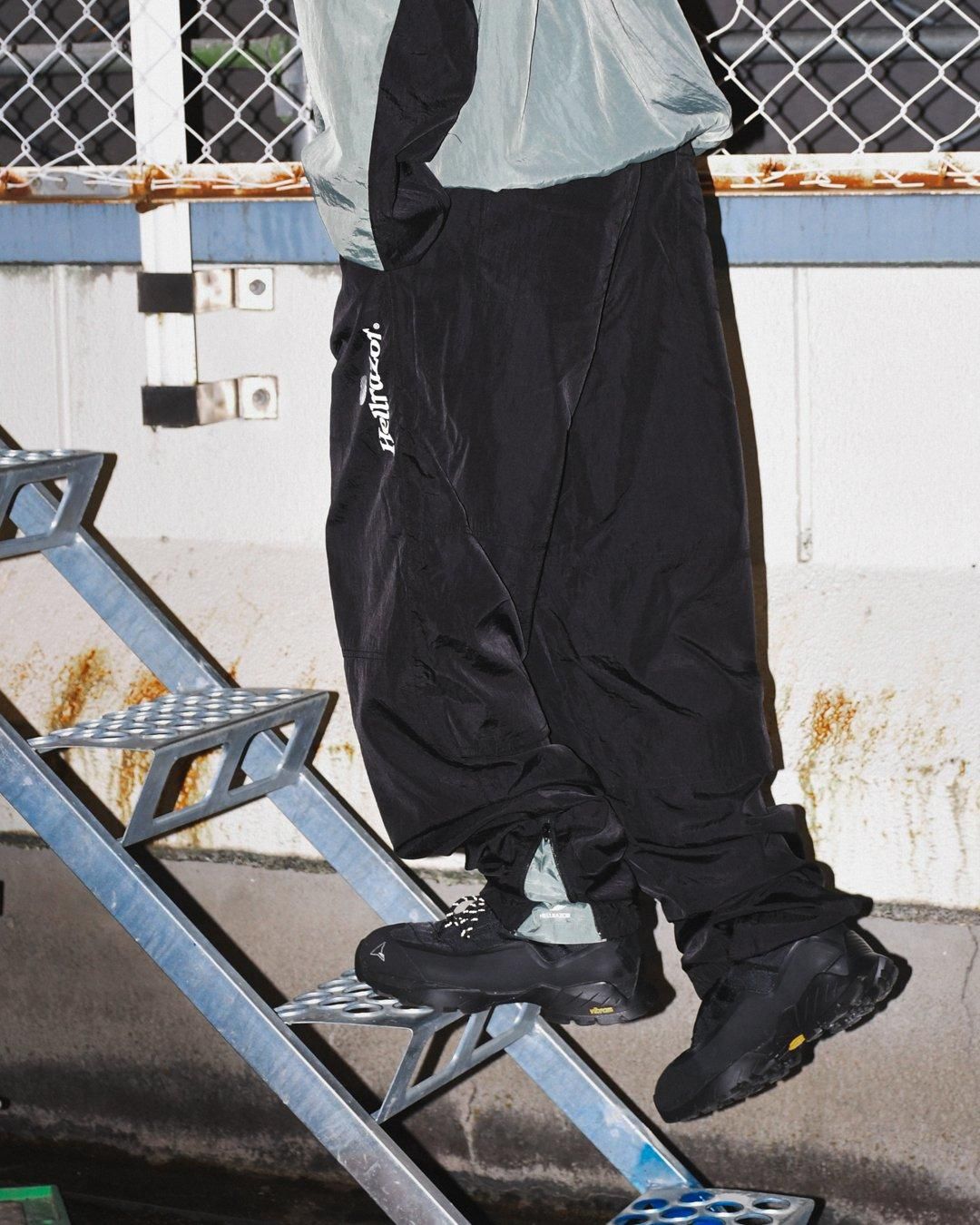 HELLRAZOR[ヘルレイザー] | TRADEMARK LOGO NYLON PANTS with VENTILATION