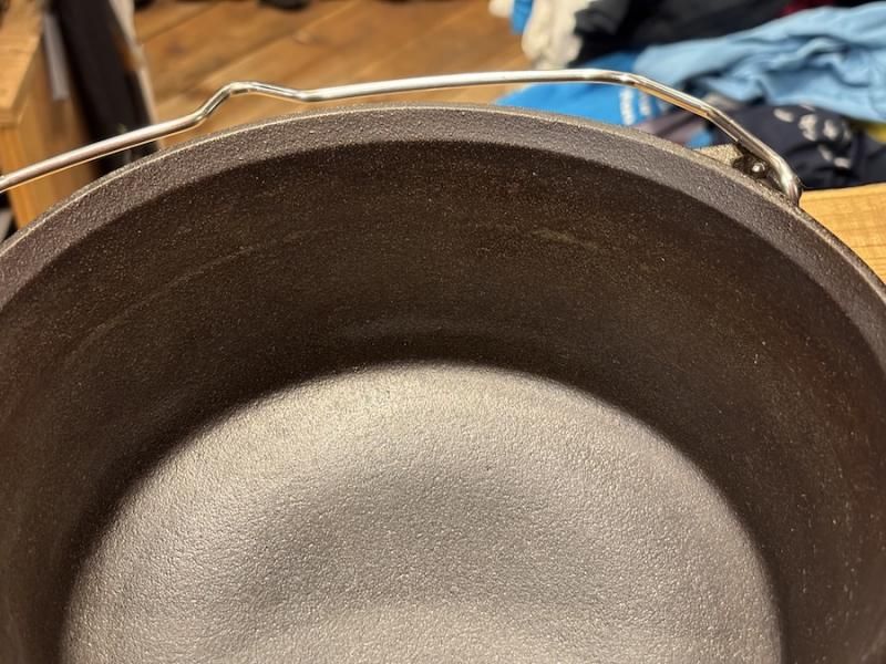 snow peak スノーピーク＞ 和鉄ダッチオーブン24 | 中古アウトドア用品