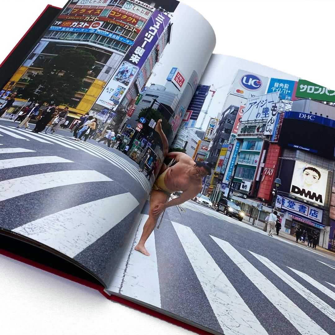 グレート・ザ・歌舞伎町 写真集「 どうも 」 - studio PEAK△HOUR | STORE