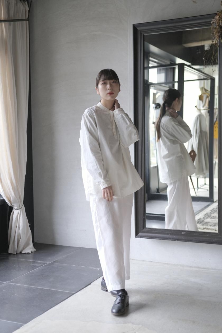 MITTAN | カディクルタシャツ 白 - c a b i n e t O N L I N E S T O R E