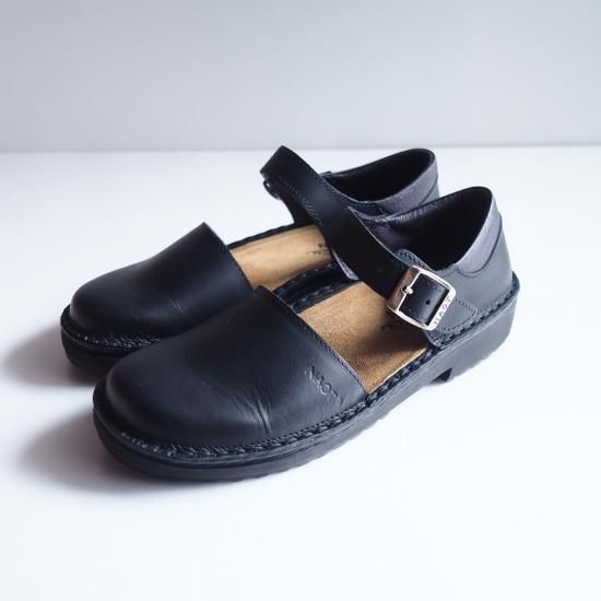 NAOT OLGA ストラップシューズ - お食事と日用品 四歩 オンラインショップ