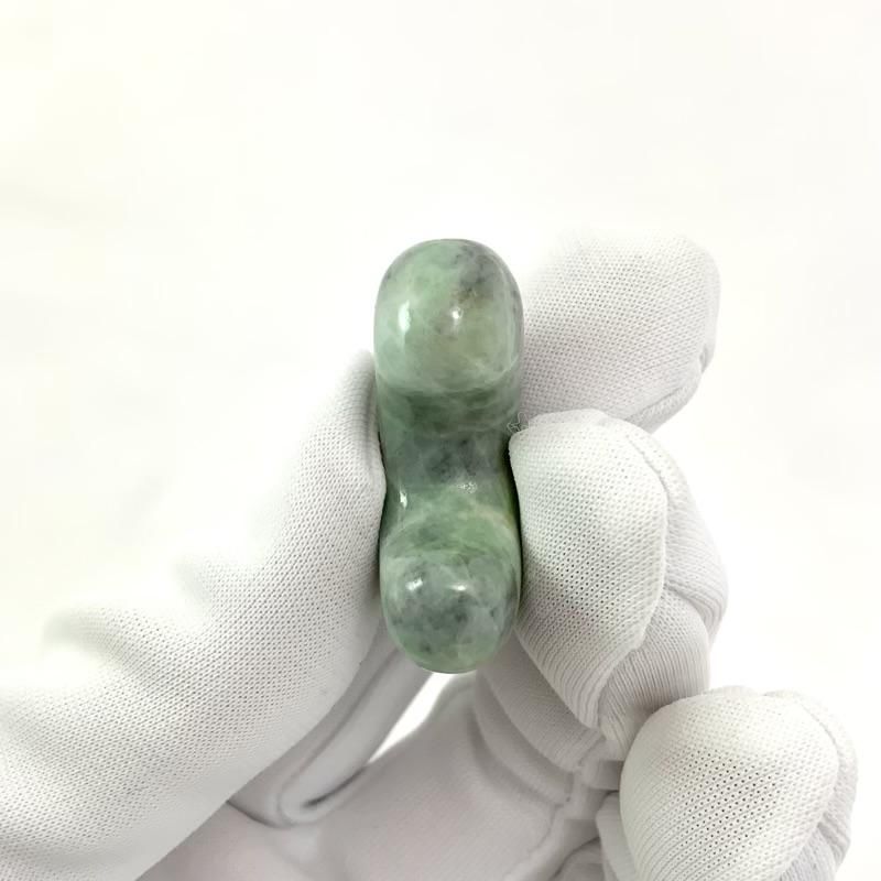 糸魚川翡翠(金山谷産) 勾玉 巴型 】 国産 天然石 糸魚川産翡翠 ひすい