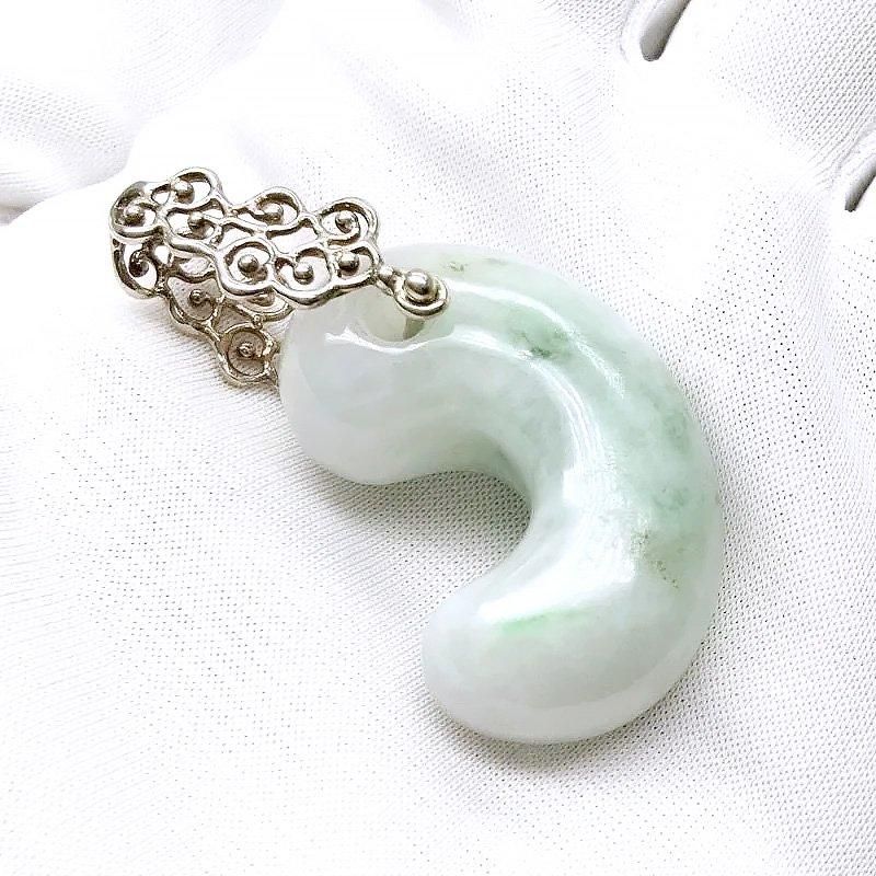 糸魚川翡翠勾玉 -八雲之勾玉- 】 | めのうの店川島【公式通販】創業