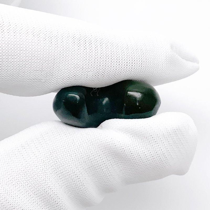 出雲石/碧玉 勾玉(中) AA 巴形 】 | めのうの店川島【公式通販】創業