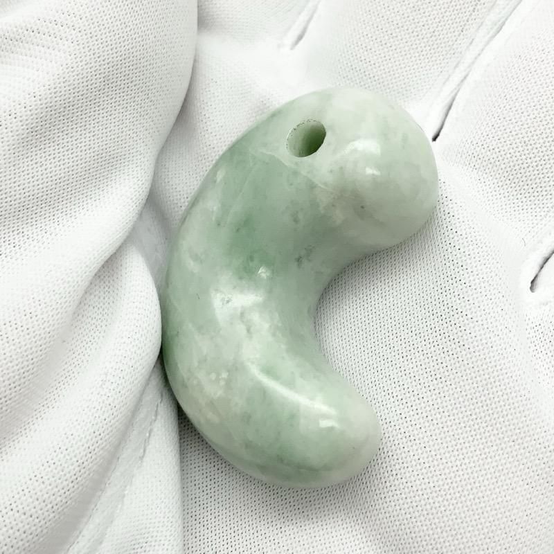 糸魚川翡翠 勾玉 巴型 】 | めのうの店川島【公式通販】創業明治10年