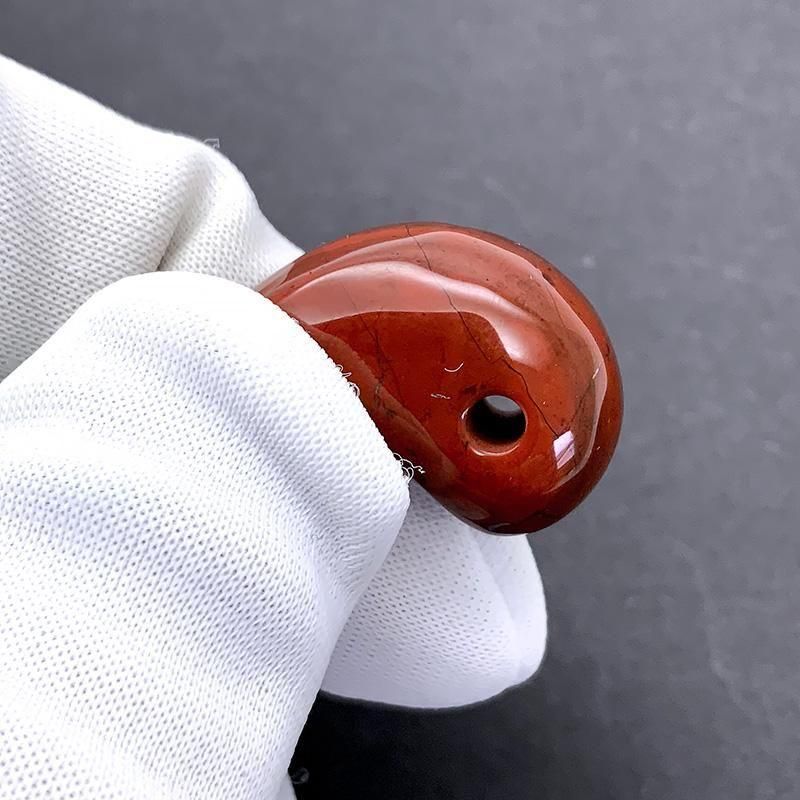 佐渡赤玉石 勾玉 中】 | めのうの店川島【公式通販】創業明治10年