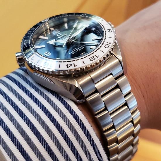 オメガ シーマスター プラネットオーシャン 43.5mm 215.30.44.22