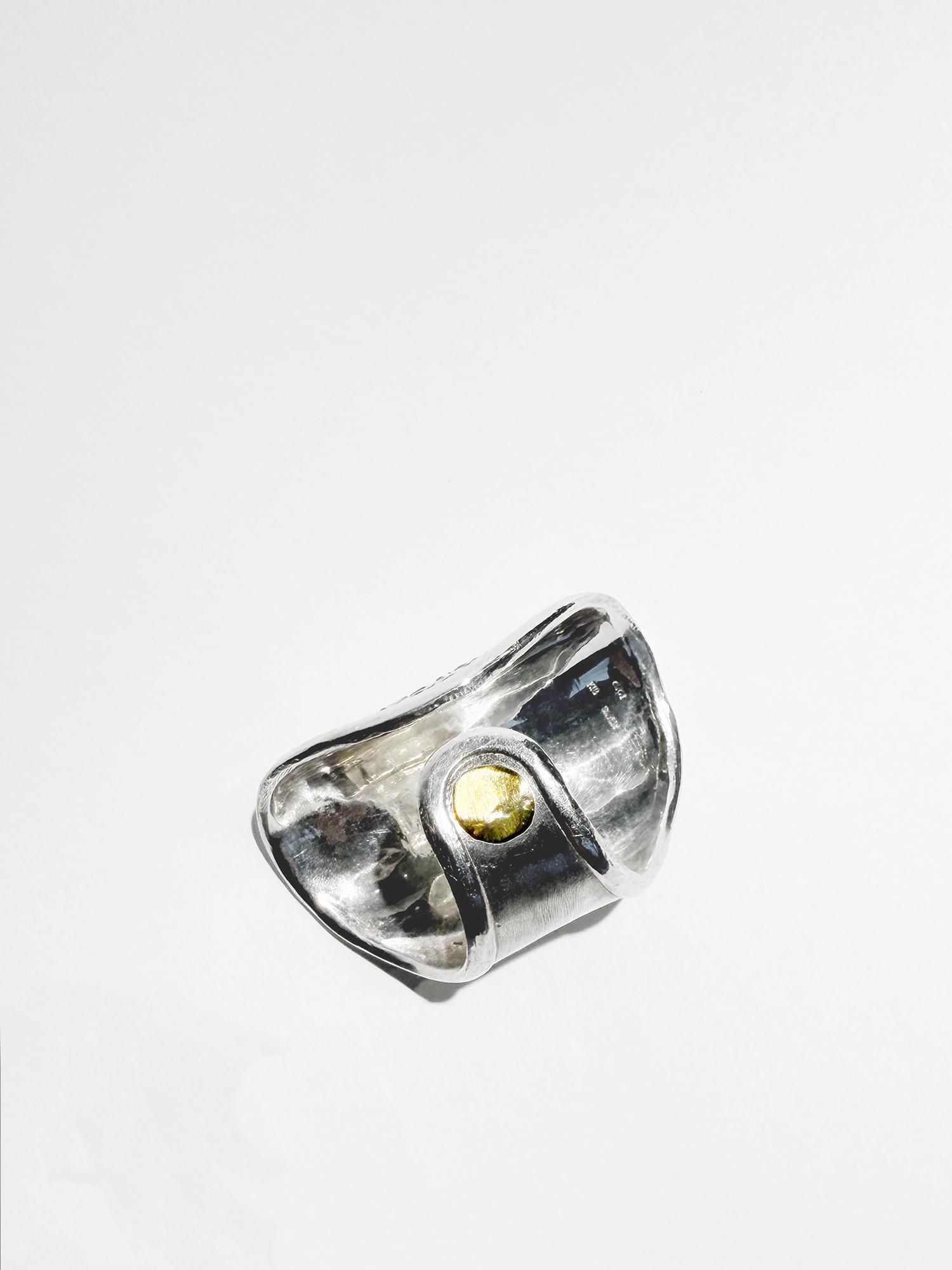 ARTEMIS / Artemis capped bust ring - GIGI Jewelry