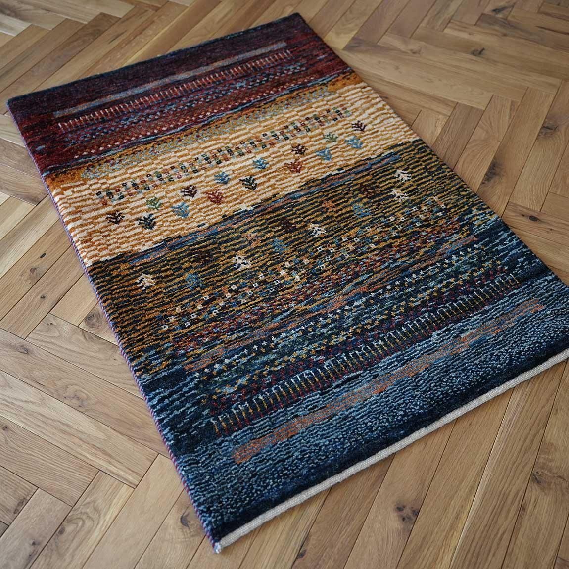 寒色から暖色へギャッベ105×71cm【送料無料】 - inie japan | ギャッベ