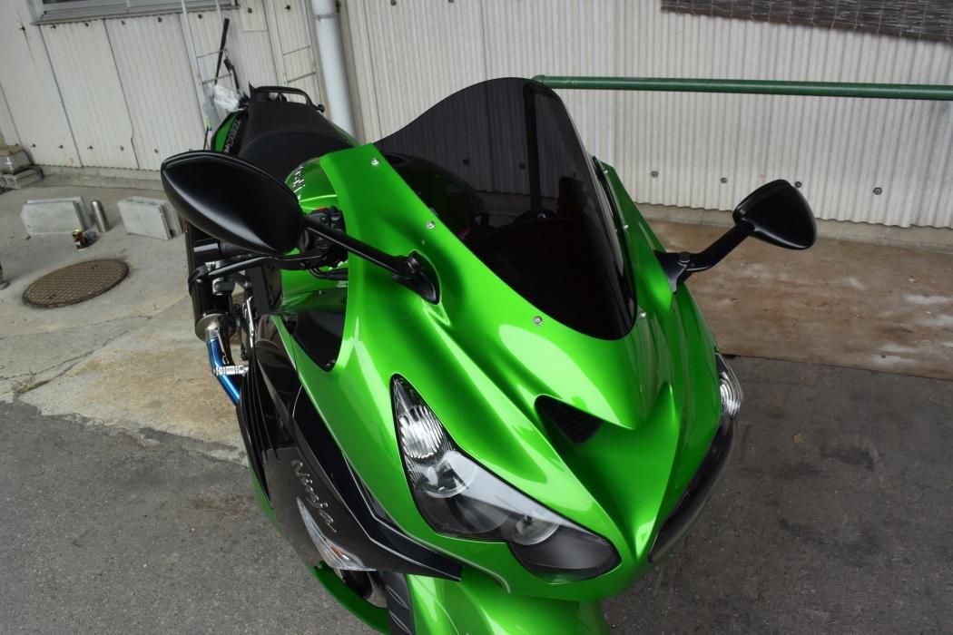 Kawasaki ZX-14Rスモークスクリーン - アクリポイント | オンライン