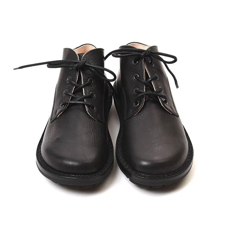 普段使いに最適なチャッカブーツ】トリッペン Postman- Natoriya