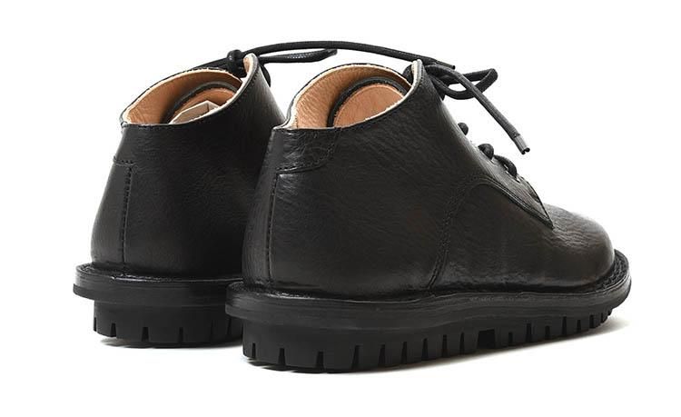 普段使いに最適なチャッカブーツ】トリッペン Postman- Natoriya