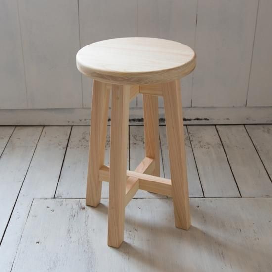 田所さんの丸いす ひのき - 木作り工房こだかさー高知県産の、ひのき