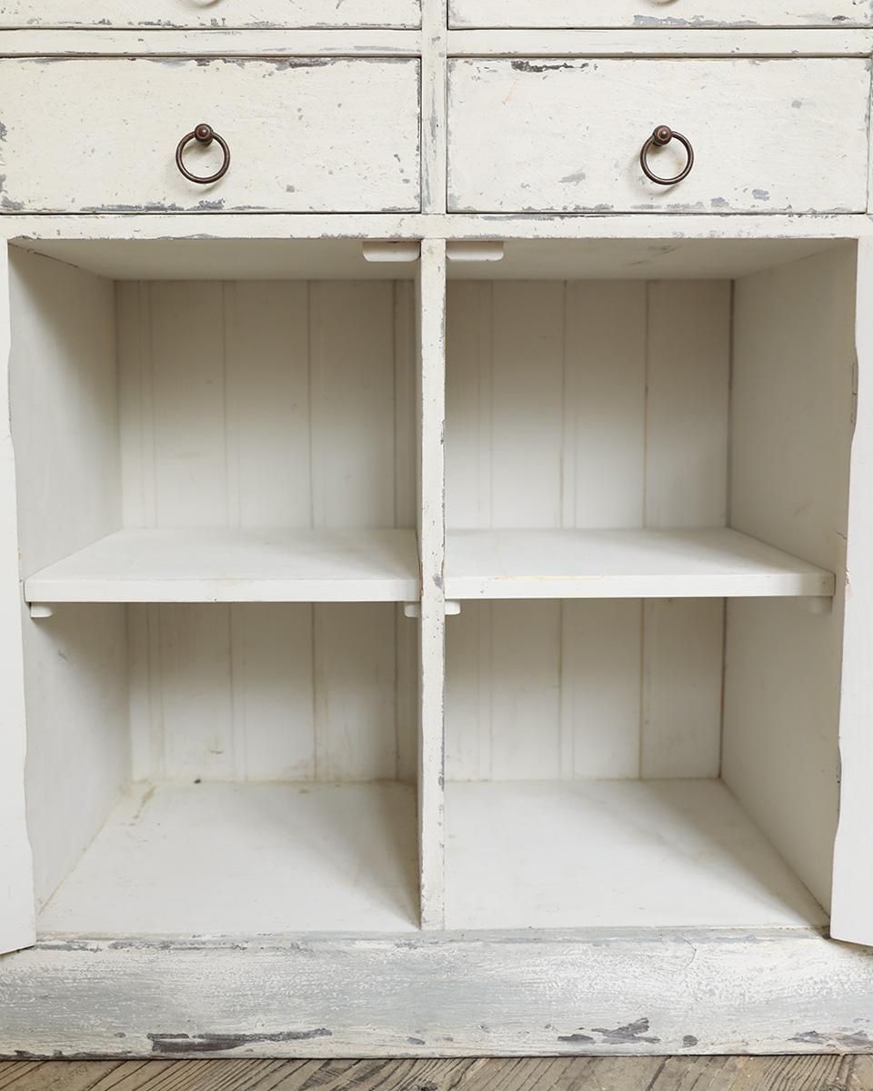 フランスアンティーク ペイントが施されたキャビネット ペイント