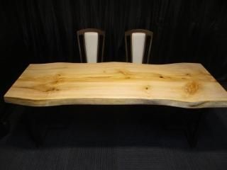 無垢一枚板専門店 価格帯 ～200,001円以上