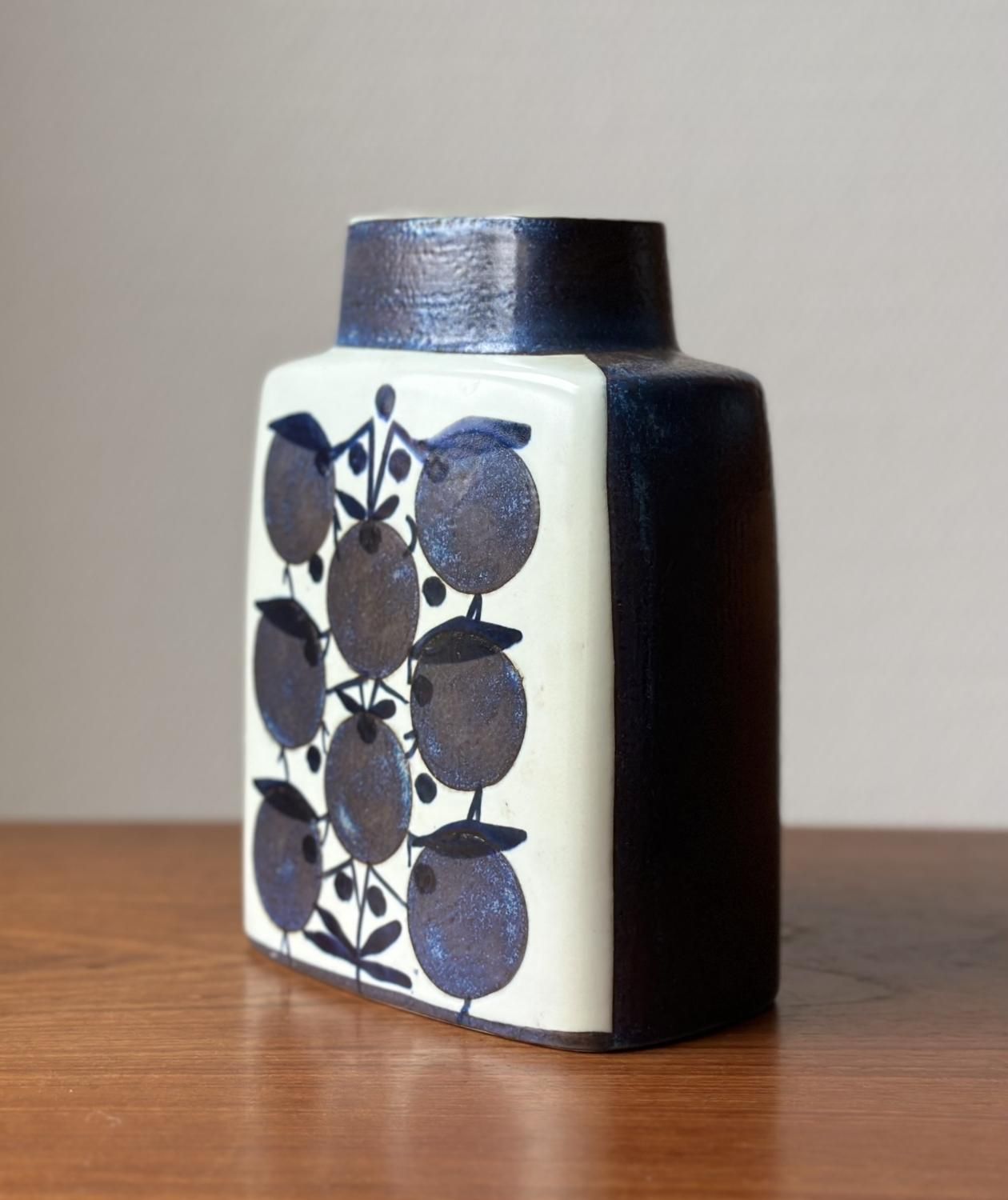 Royal Copenhagen /ロイヤル コペンハーゲン Tenera テネラ フラワー