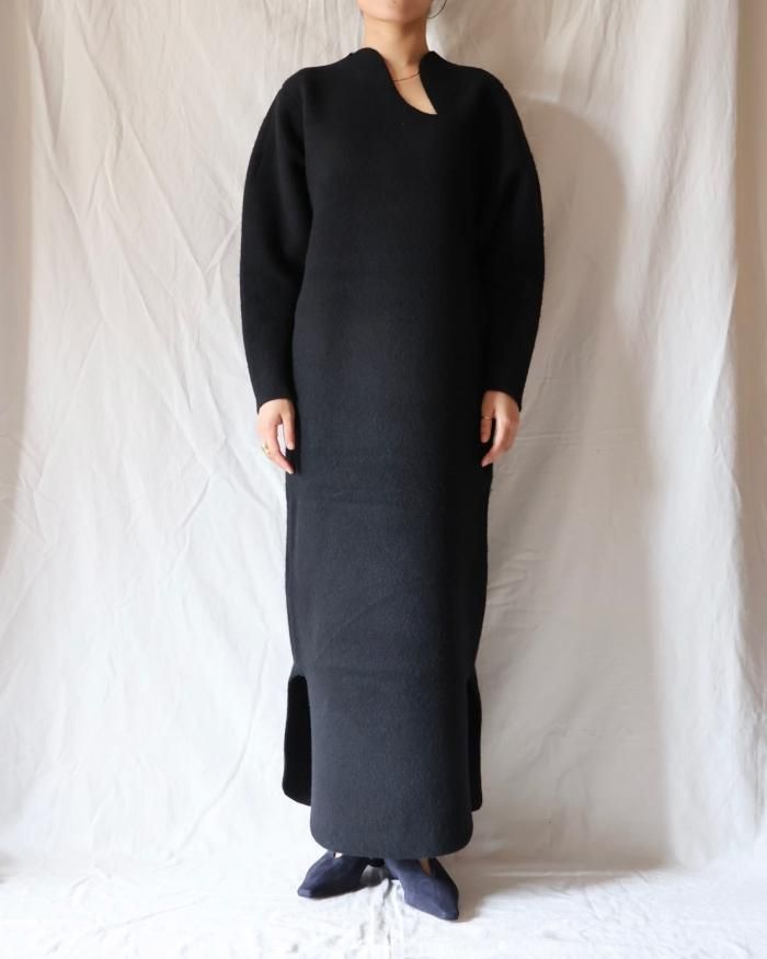 Mame Kurogouchi：Wool Cashmere Frilled Knitted Dress - BLACK