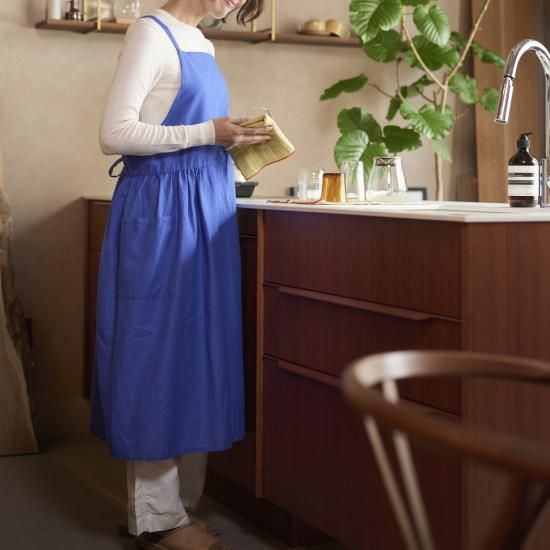 ワンピースエプロン onepiece apron | コットンリネン/ブラック