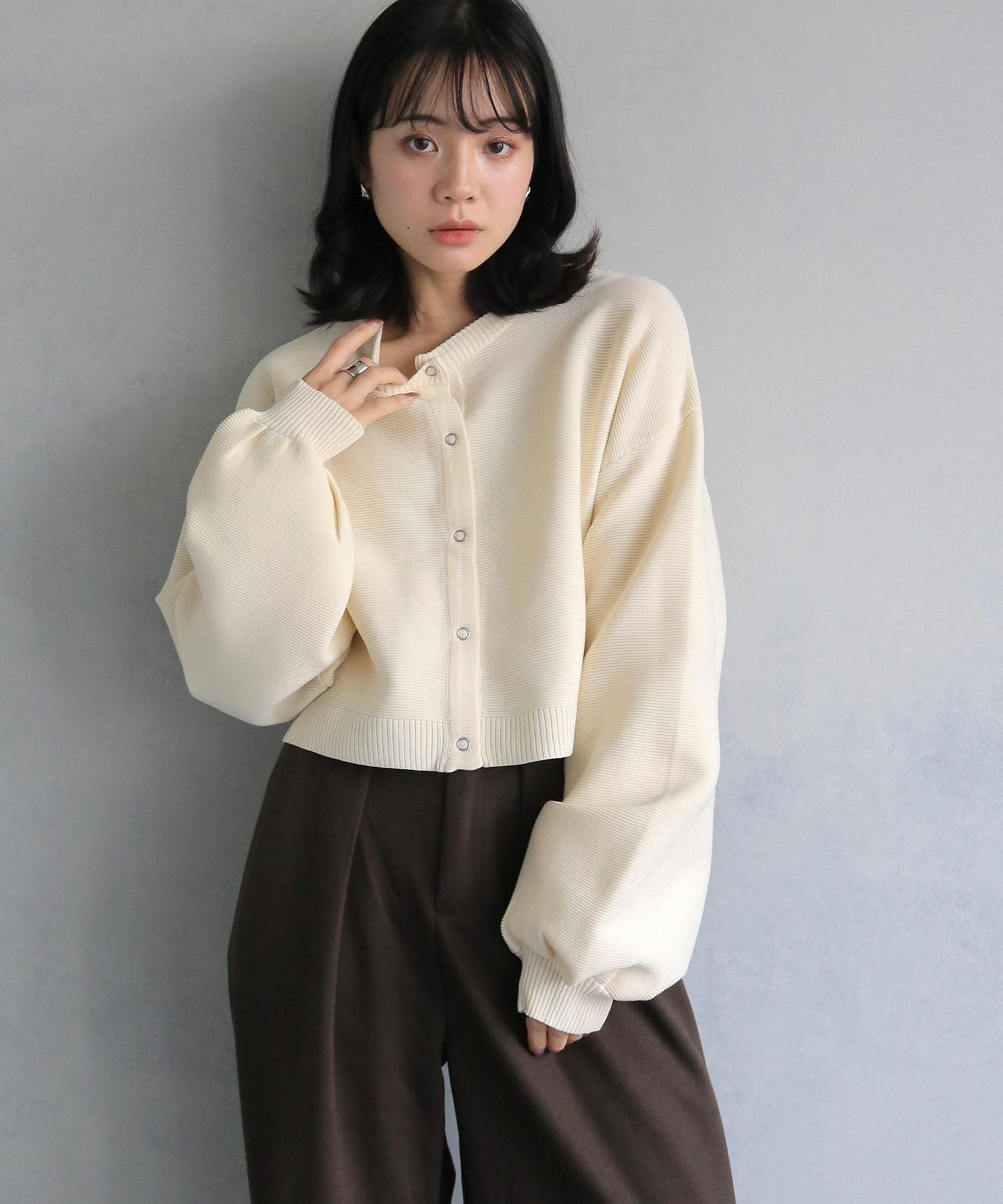 前後2WAYショート丈ニットカーディガン FRONT AND BACK 2WAY SHORT