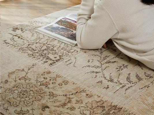 世界にたった1つ。斬新でモダンな『ビンテージパッチワークラグ #10