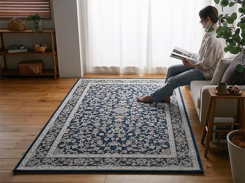 鮮やかな発色と光沢感がある風合いが魅力。世界最高レベルの超高密度で