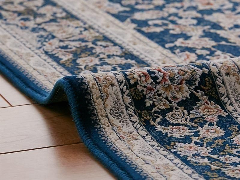 鮮やかな発色と光沢感がある風合いが魅力。世界最高レベルの超高密度で