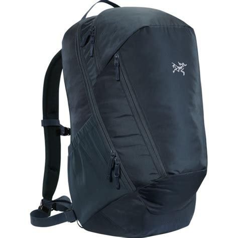 Arc'teryx Mantis 32 Backpack - 2DOORS ONLINE