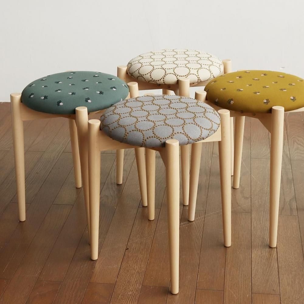 秋田木工/リュッケスツール/ミナ ペルホネン/4色｜三島家具オンライン