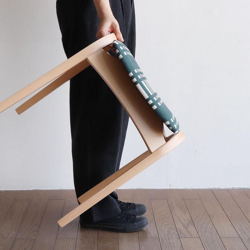 No.202スツール/秋田木工/ミナ ペルホネン GY｜三島家具オンラインショップ