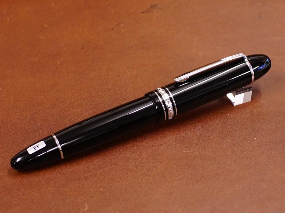 モンブランマイスターシュテュック149 プラチナコーティング - Pen and