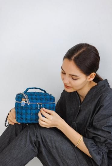 ファミリアコラボ ツイードバニティ ブルー - charmantsac