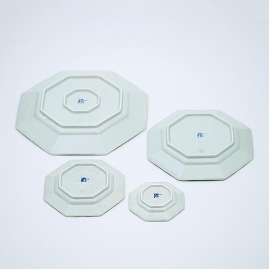 ゴスさび十草 リム八角プレート（4サイズ） - 有田焼窯元 皓洋窯 公式