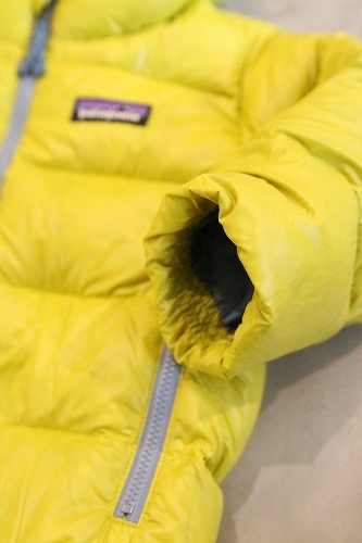 patagonia kid's パタゴニアキッズ Baby Hi-Loft Down Sweater Hoody